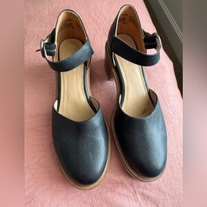 Seychelles Lock and key heel